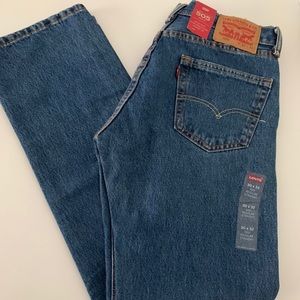 Levi’s straight leg jeans